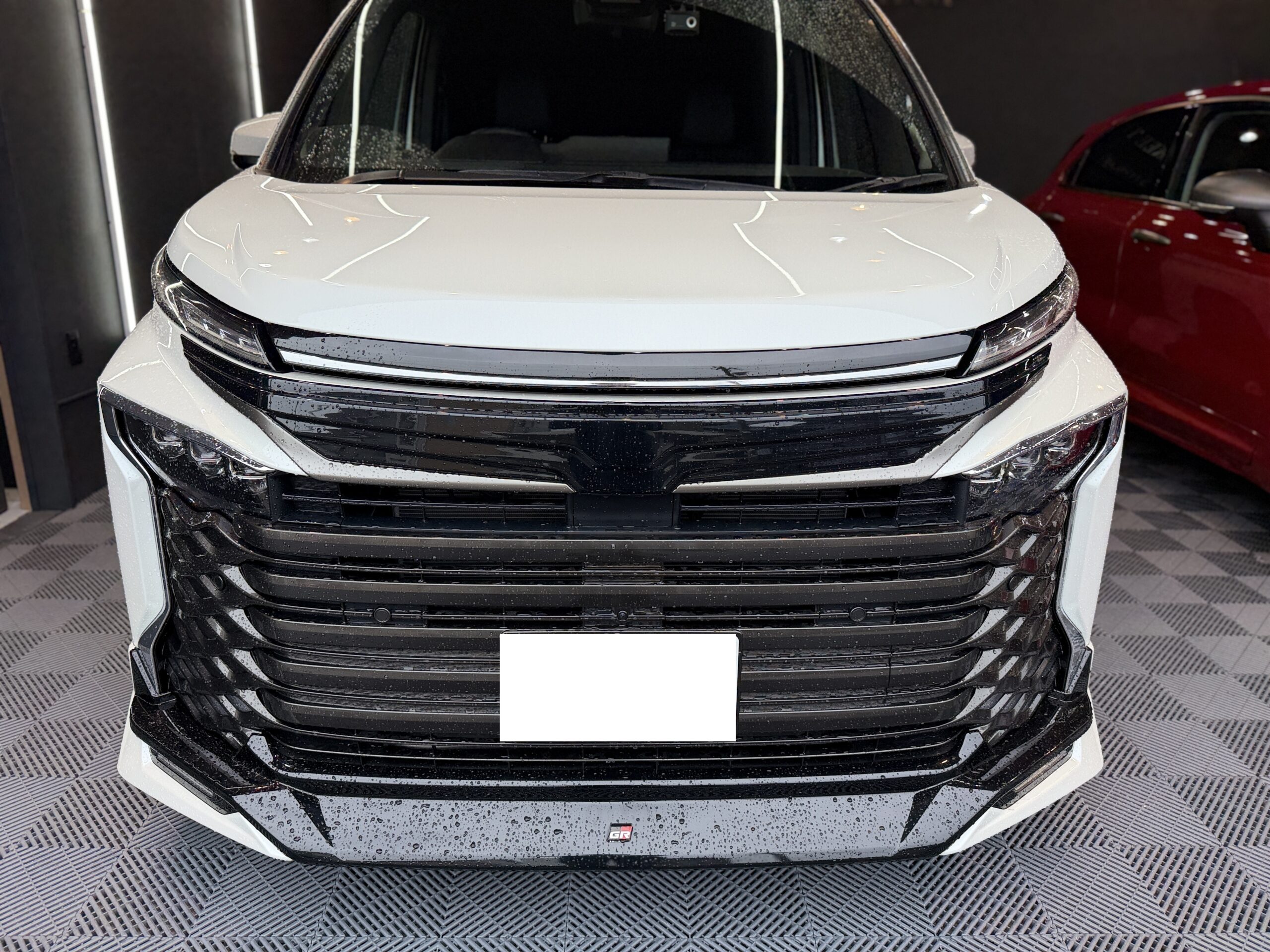 小松市 カーコーティング トヨタ ヴォクシーハイブリッド 全体 洗車キズ くすみ 塗装状態 施工前 野々市市よりご来店