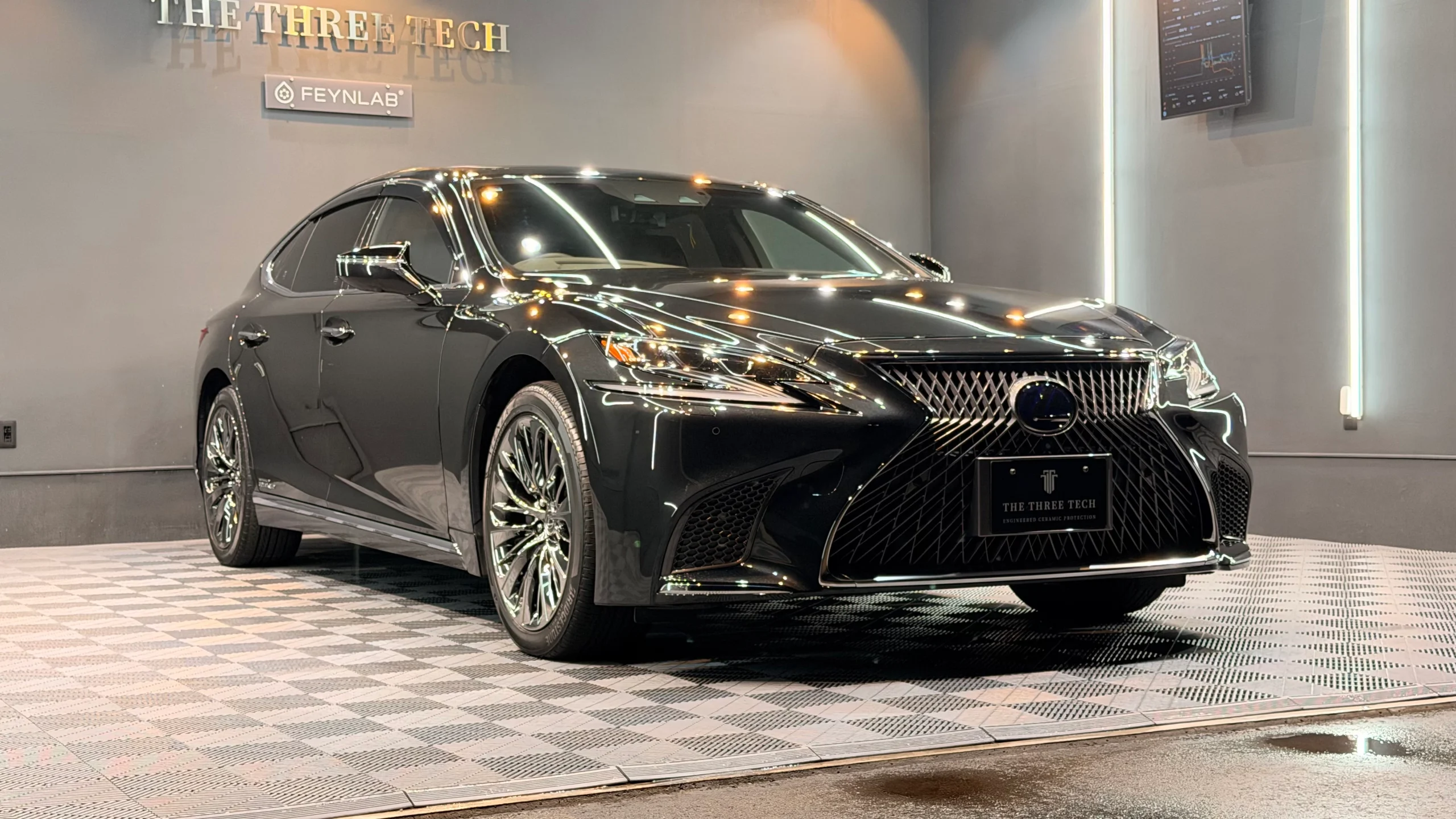 石川県小松市THE THREE TECHでFEYNLAB CERAMIC ULTRA Ver.3を施工したLEXUS LS500h